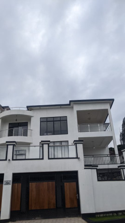 3-kibagabaga-kibagabaga-very-nice-well-unfurnished-house-for-rent-big-1