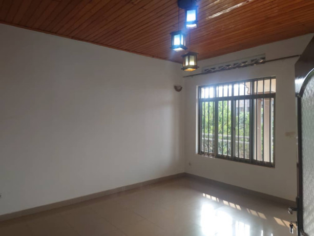 bb-074-gacuriro-big-unfurnished-house-for-rent-at-affordable-price-big-12