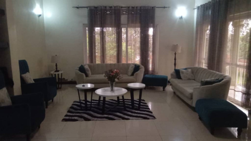 house-for-sale-in-kacyiru-going-for-400million-francs-negotiable-big-3
