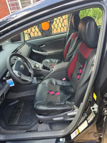 toyota-prius-big-1