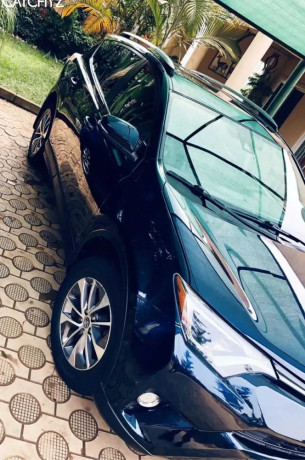 toyota-rav-4-hybrid-for-sale-big-1