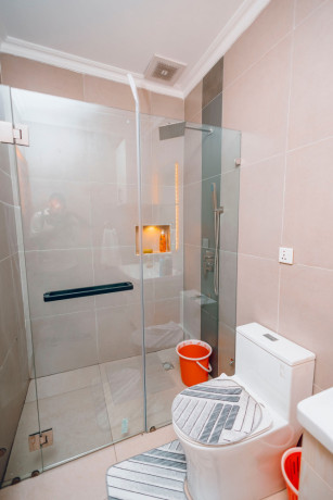 kigali-fully-furnished-modern-luxury-one-bedroom-apartment-for-rent-in-nyarutarama-big-1