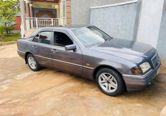 benz-mercedes-big-0