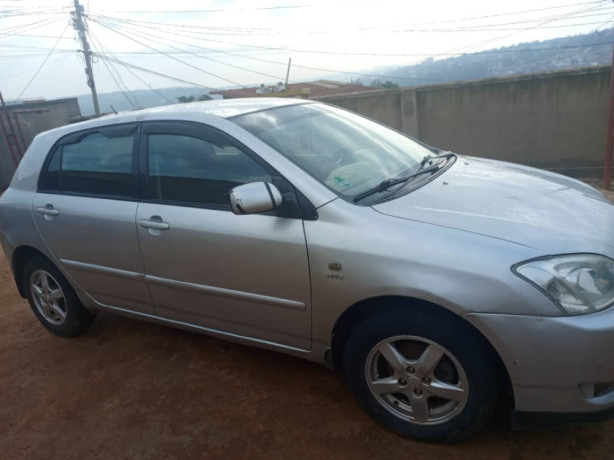 toyota-corolla-big-0