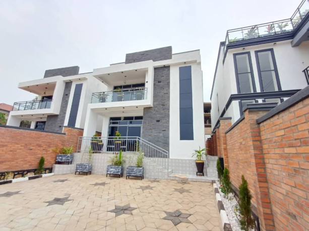 for-sale-elegant-4-bedroom-villa-in-kicukiro-kagarama-rwf-230000000-big-1