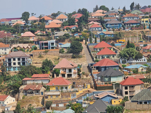 ikibanza-tugurisha-kimironko-bibare-kumuhanda-big-3