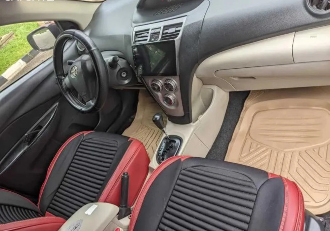 toyota-yaris-big-1