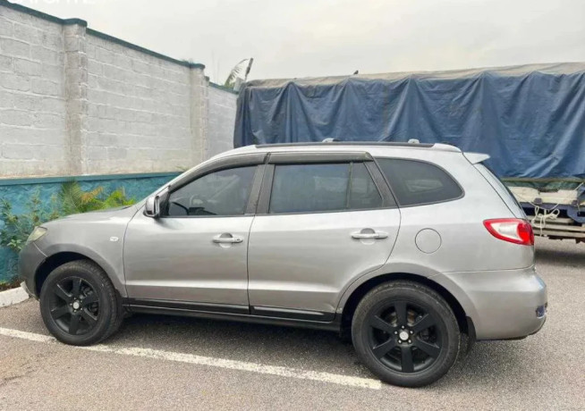 hyundai-santafe-big-2