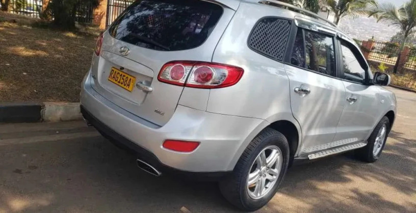 hyundai-santafe-big-2