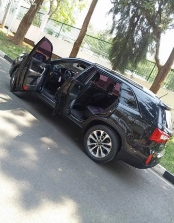 kia-sorento-automatic-diesel-for-sale-big-2
