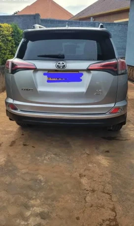 toyota-rav4-big-2