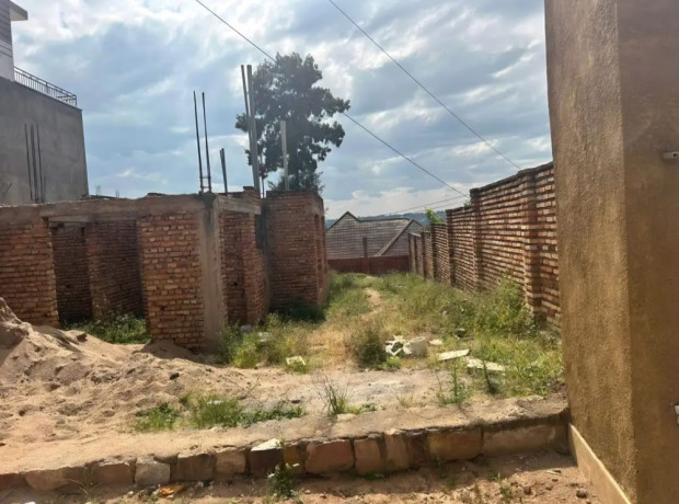 kicukiro-kagarama-plot-for-sale-big-3