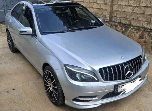 mercedes-benz-big-1