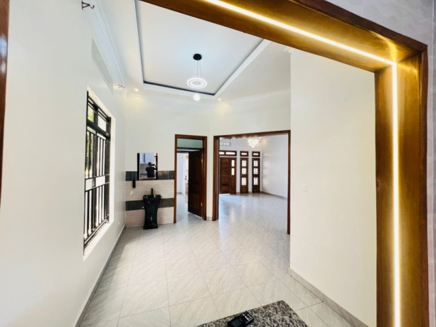 kigali-house-for-sale-in-kanombe-big-9