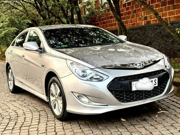 hyundai-sonata-big-1