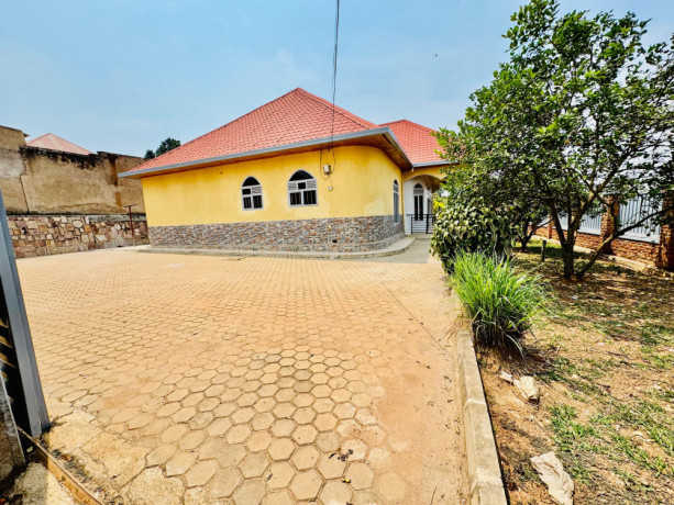 kigali-rwanda-house-for-sale-in-kabeza-big-3