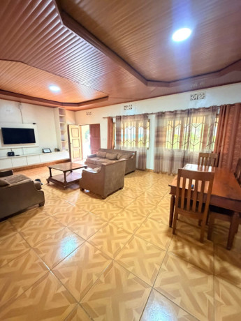 house-for-sale-in-nyarutarama-in-prime-location-big-3