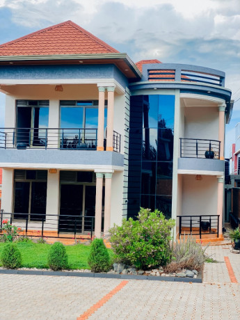 kibagabaga-very-nice-unfurnished-house-for-rent-in-kigali-big-1