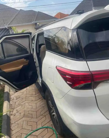 car-for-sale-big-2