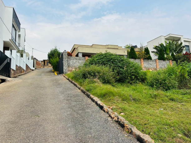 gacuriro-near-simba-center-350sqm-plot-of-land-for-sale-big-2