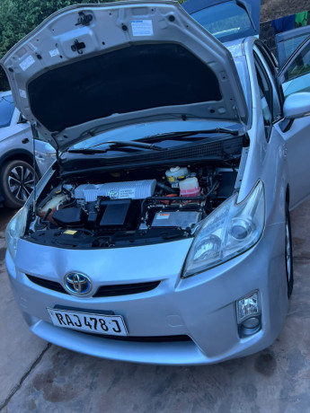 toyota-prius-hybrid-2010-for-sale-9-m-big-2