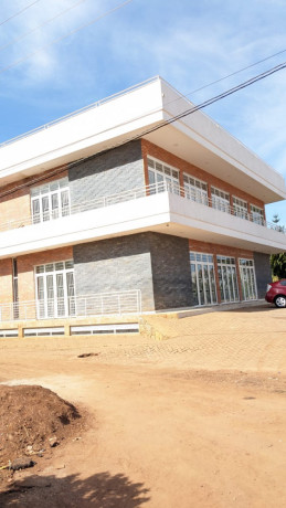 15-rebero-canal-olympia-very-big-unfurnished-commercial-house-for-sale-big-5