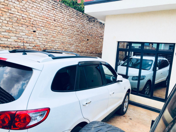 hyundai-santafe-big-0