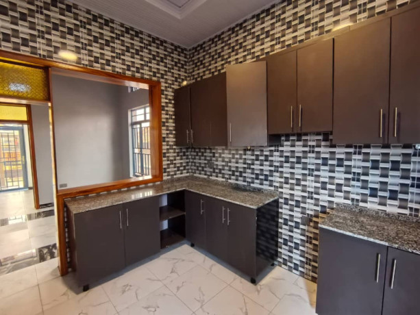 kanombe-house-for-sale-in-kigali-big-8