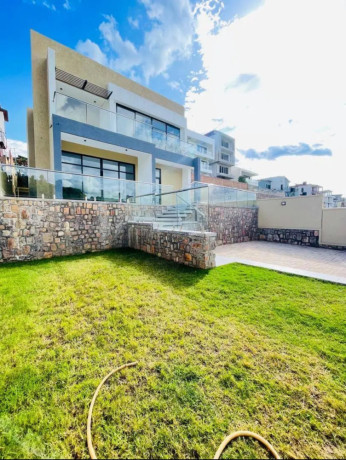 kibagabaga-kigali-amazing-big-villa-for-sale-at-400millions-tel-big-2