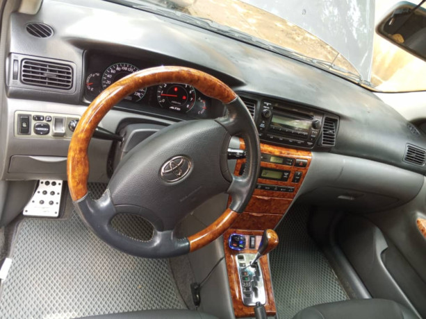 toyota-altis-big-3