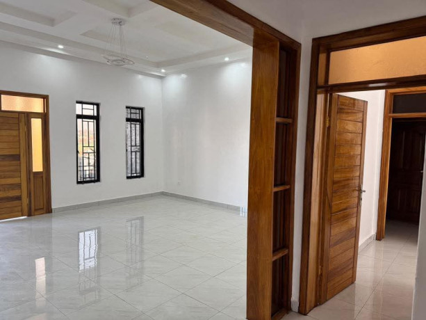 kigali-rwanda-house-for-sale-in-busanza-big-6