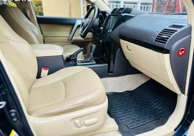 toyota-fortuner-big-1