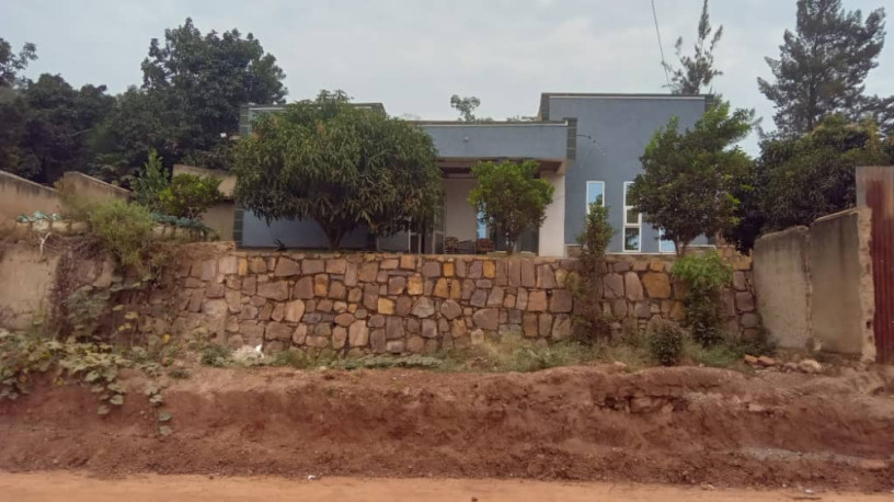 land-with-an-old-house-for-sale-big-12