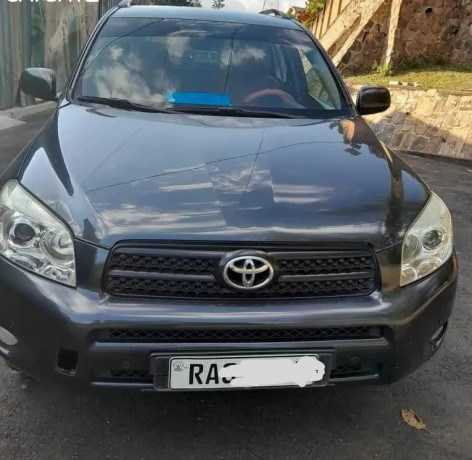 toyota-rav4-big-0
