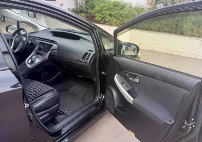 toyota-prius-hybrid-for-sale-big-2