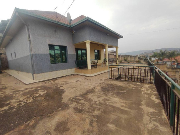 kibagabaga-house-and-big-plots-for-sale-in-kigali-big-3