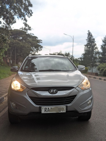 hyundai-tucson-big-0
