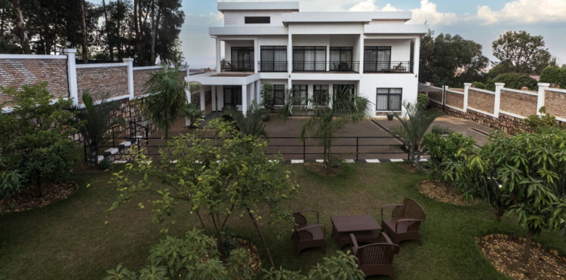 kigali-rebero-vip-7bedrooms-villa-for-sale-at-12b850k-in-prime-location-big-5