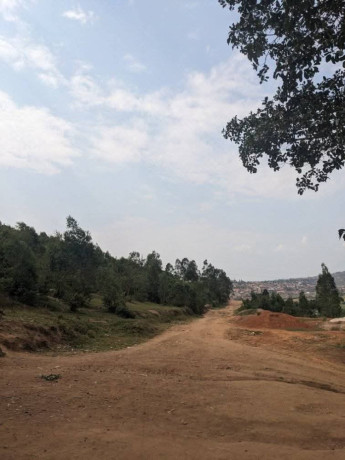 prime-land-for-sale-in-kagugu-multi-zone-development-opportunity-big-3