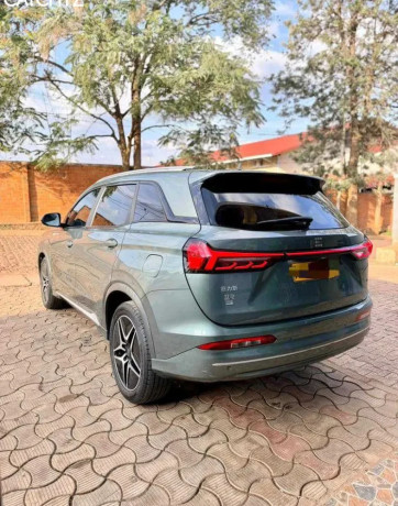 brand-new-serie-e5-hybrid-and-plug-in-car-2023-for-sale-big-4