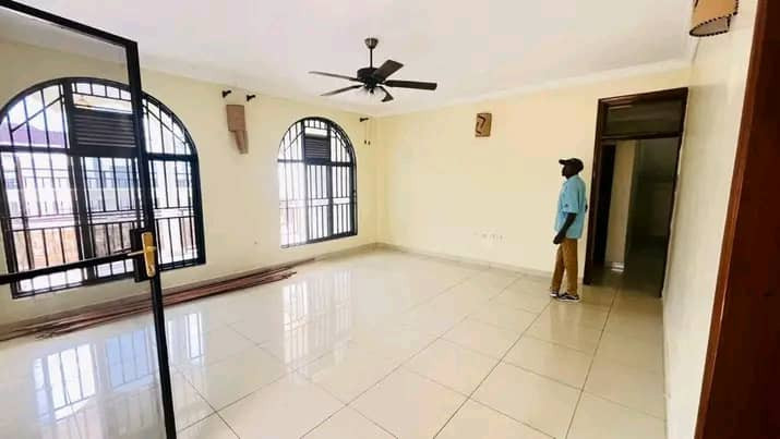kacyiru-unfurnished-house-for-rent-big-6