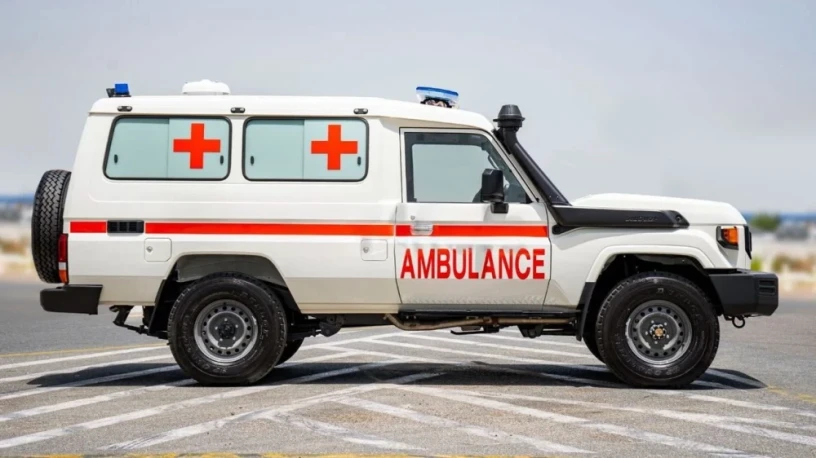 toyota-land-cruiser-70-toyota-lc78-hard-top-ambulance-42l-v6-diesel-mt-big-3