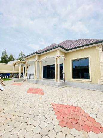 kicukiro-kagarama-kigali-amazing-house-for-sale-at-180millions-tel-big-8