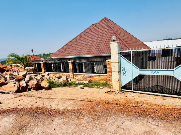 kigali-rwanda-house-for-sale-in-kagarama-muyange-big-4
