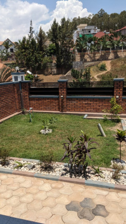 bb-084-kibagabaga-very-nice-and-cheapest-house-for-sale-big-14