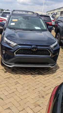 bs-22-sleek-toyota-rav-hybrid-jeep-for-sale-big-2