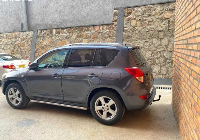 toyota-rav4-big-1