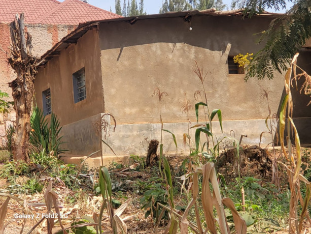 ikibanza-tugurisha-210m-kicukiro-kagarama-big-2