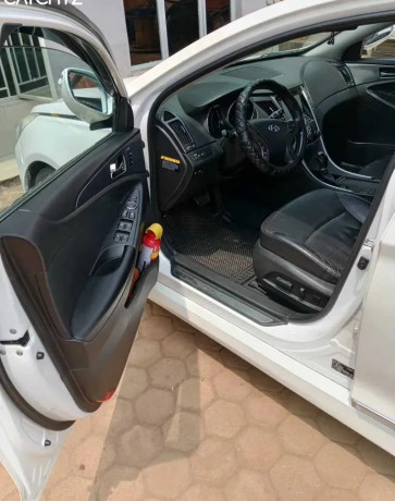 hyundai-sonata-big-2