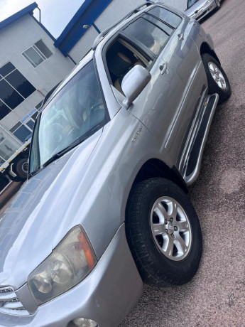 toyota-highlander-big-1